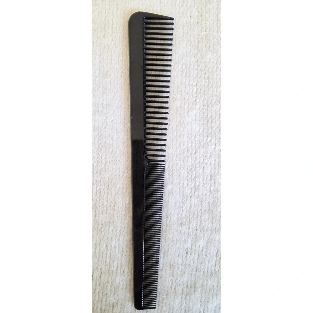 Lot of 9 Hairdressing Combs & Styling Tools‎ – Rat Tail, Tint Brushes, Wide/Fine